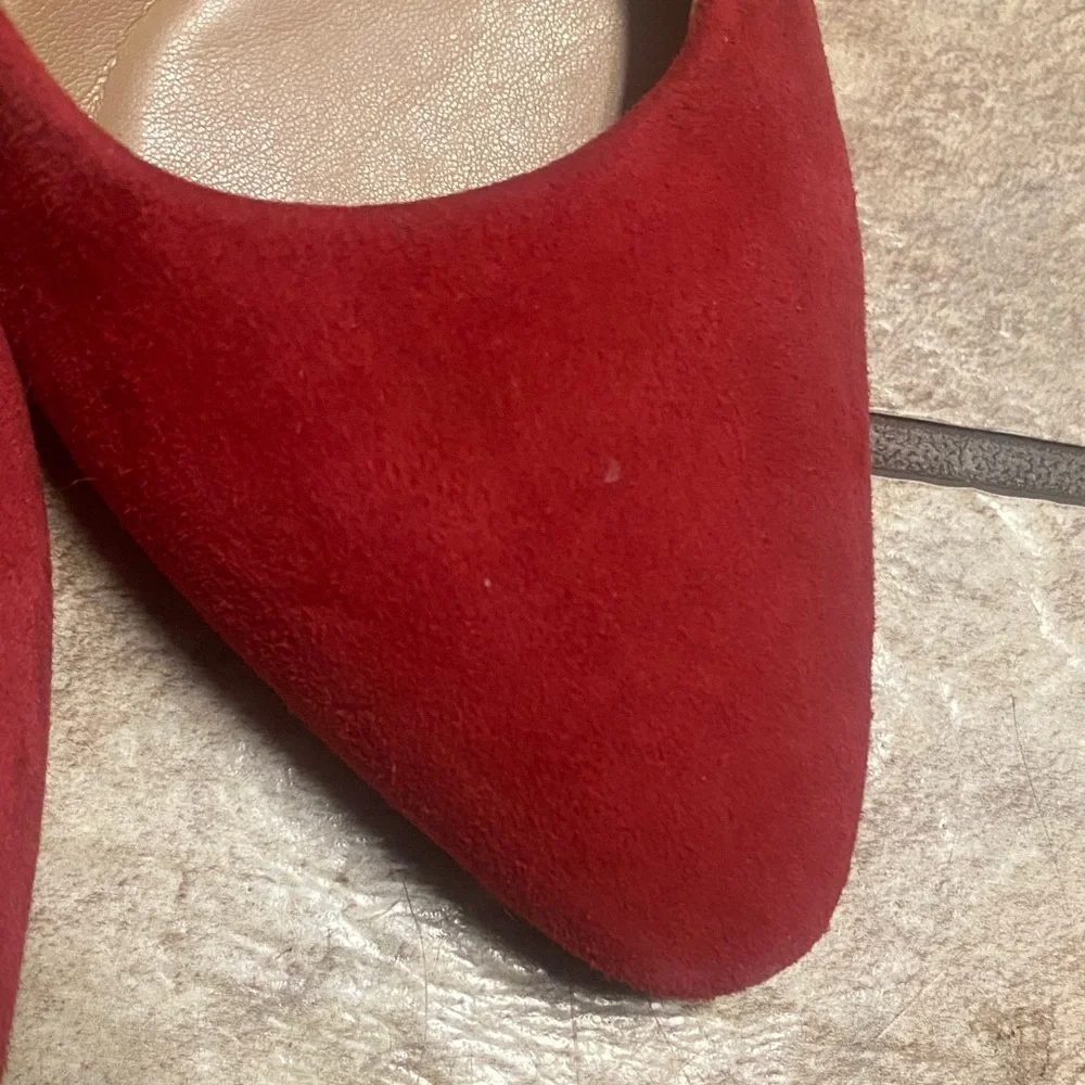 AEROSOLES elegant red